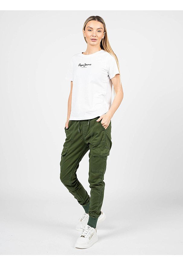 Pepe Jeans T-Shirt "Camila" | PL505292 | Camila | Kobieta | Biały. Okazja: na co dzień. Kolor: biały. Materiał: bawełna. Wzór: nadruk. Styl: casual