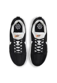 Buty Nike Air Max Dawn W DH3157-002 czarne. Zapięcie: sznurówki. Kolor: czarny. Materiał: tkanina, syntetyk, guma. Model: Nike Air Max #4