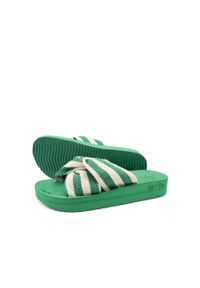 Flip*Flop - Klapki basenowe damskie Flip Flop Wedgy Twist. Okazja: na plażę, na co dzień. Kolor: zielony. Sezon: lato. Styl: casual, sportowy