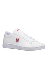 Buty do chodzenia męskie K-Swiss Court Shield. Zapięcie: sznurówki. Kolor: biały. Materiał: materiał, skóra. Szerokość cholewki: normalna. Sport: turystyka piesza