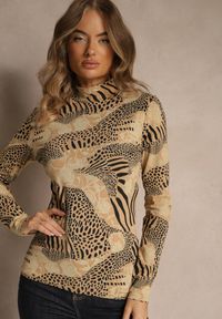 Renee - Beżowo-Czarna Bluzka Longsleeve z Bawełny z Półgolfem i Panterkowym Printem Unalla. Kolor: beżowy. Materiał: bawełna. Długość rękawa: długi rękaw. Wzór: nadruk #4