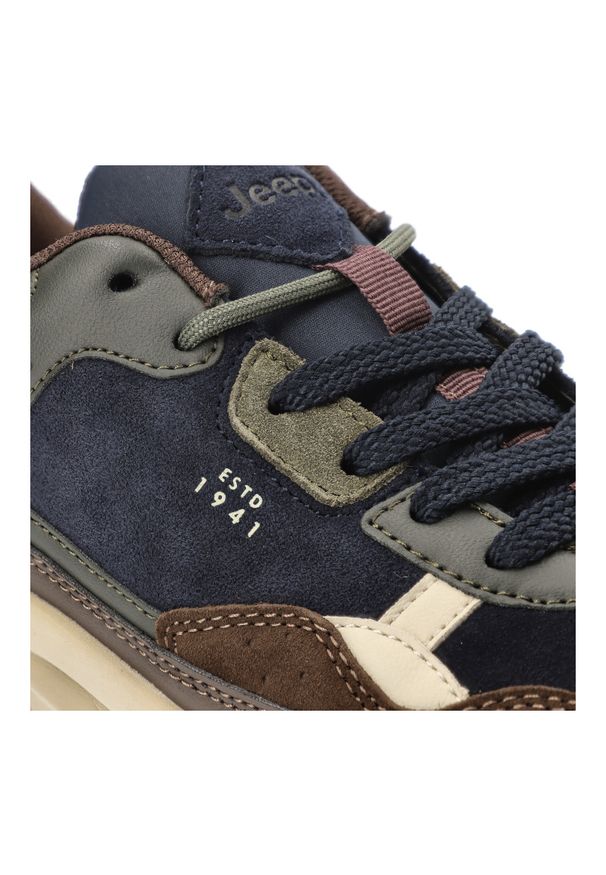 Granatowe Sneakersy Jeep Modne Obuwie Męskie. Kolor: niebieski. Materiał: materiał. Szerokość cholewki: normalna. Wzór: napisy