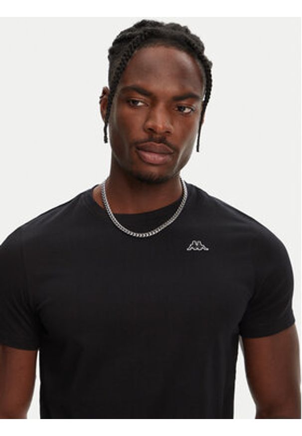 Robe di Kappa T-Shirt Luc 611187W Czarny Regular Fit. Kolor: czarny. Materiał: bawełna