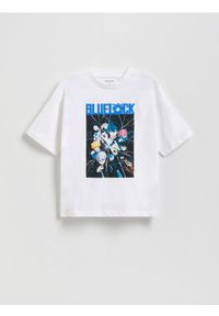 Reserved - Bawełniany t-shirt Blue Lock - biały. Kolor: biały. Materiał: bawełna
