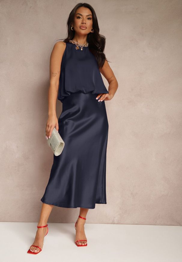 Renee - Granatowa Spódnica Satynowa High Waist Pillizze. Okazja: na co dzień. Stan: podwyższony. Kolor: niebieski. Materiał: satyna. Styl: casual, elegancki