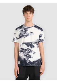 4f - 4F T-shirt regular z nadrukiem męski - czarny XXL. Okazja: na co dzień. Kolor: czarny. Materiał: materiał. Wzór: nadruk. Styl: casual, klasyczny #1