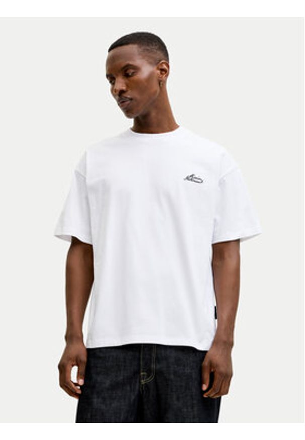 Jack & Jones T-Shirt Dust 12292982 Biały Loose Fit. Kolor: biały. Materiał: bawełna