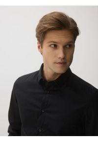 Reserved - Bawełniana koszula slim fit - czarny. Kolor: czarny. Materiał: bawełna