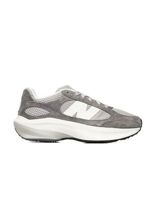 Buty do chodzenia męskie New Balance UWRPDCCB. Zapięcie: sznurówki. Kolor: szary. Materiał: guma, skóra, tkanina, materiał, syntetyk. Szerokość cholewki: normalna. Sport: turystyka piesza