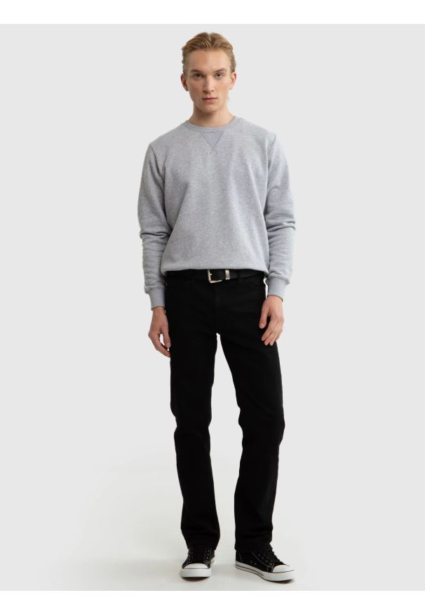 Big-Star - Trampki męskie niskie czarne JJ174601 906. Zapięcie: sznurówki. Kolor: czarny. Materiał: materiał, żakard, guma