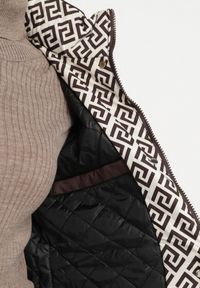 Born2be - Brązowa Kurtka Parka z Kapturem z Ozdobną Wyściółką Tiolara. Okazja: na co dzień, na spacer. Typ kołnierza: kaptur. Kolor: brązowy. Materiał: jeans. Styl: casual, sportowy #2