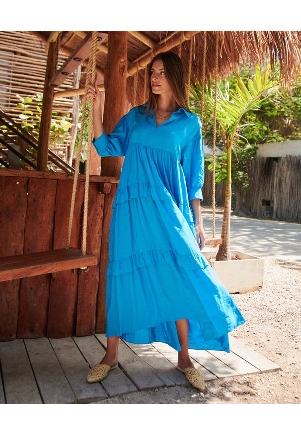 BY CABO - Niebieska sukienka Fiji. Kolor: niebieski. Materiał: len, wiskoza. Typ sukienki: oversize. Styl: wakacyjny
