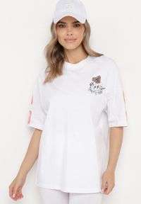 Born2be - Biały Bawełniany T-shirt o Fasonie Oversize z Nadrukiem Misia Nellene. Kolor: biały. Materiał: bawełna. Wzór: nadruk #5