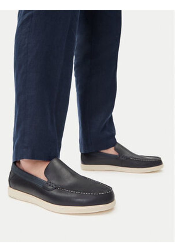 Clarks Mokasyny Bratton Loafer 26181278 Granatowy. Kolor: niebieski. Materiał: skóra