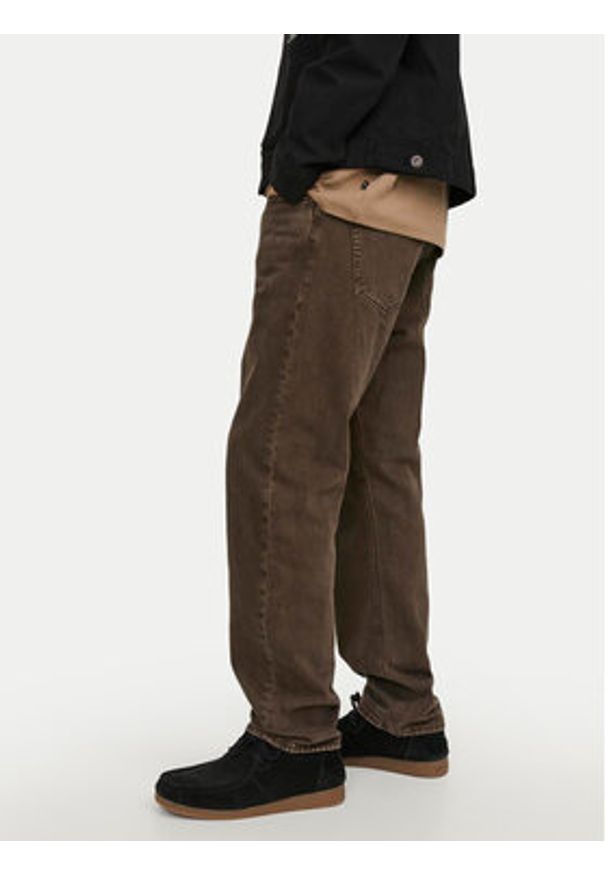 Jack & Jones Jeansy Chris 12246401 Brązowy Relaxed Fit. Kolor: brązowy