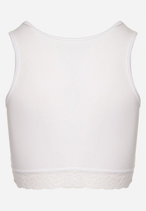 Born2be - Biały Bawełniany Top na Ramiączkach z Ozdobną Koronką Builda. Okazja: na co dzień. Kolor: biały. Materiał: bawełna, koronka. Długość rękawa: na ramiączkach. Wzór: koronka. Styl: klasyczny, casual, elegancki