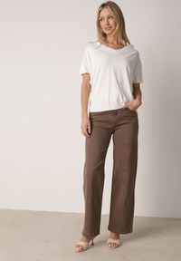 Born2be - Biała Bluzka z Wiskozą o Nietoperzowym Kroju Oromeda. Okazja: na co dzień. Kolor: biały. Materiał: wiskoza. Styl: casual #6