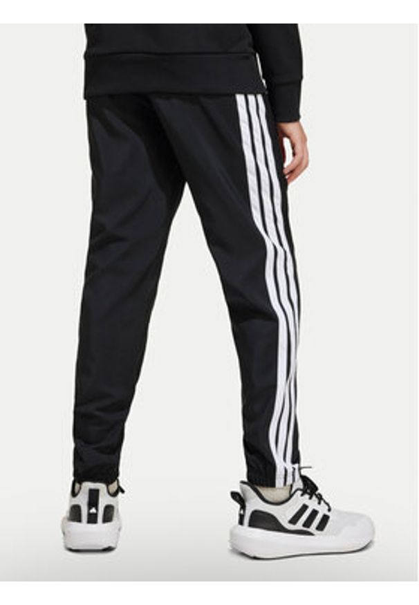 Adidas - adidas Spodnie dresowe Essentials Climacool JD6500 Czarny Regular Fit. Kolor: czarny. Materiał: syntetyk
