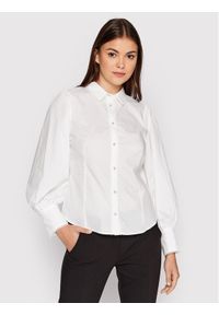 Karen by Simonsen Koszula Chilly 10103850 Biały Regular Fit. Kolor: biały. Materiał: bawełna