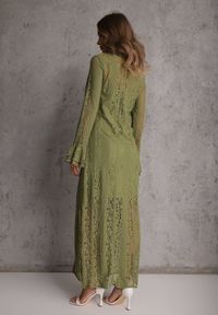 Renee - Zielona Taliowana Sukienka z Koronki Zdobiona Wiązaniem przy Szyi Terienna. Okazja: na imprezę. Kolor: zielony. Materiał: koronka. Długość rękawa: na ramiączkach. Wzór: aplikacja, koronka. Sezon: lato. Typ sukienki: oversize #4