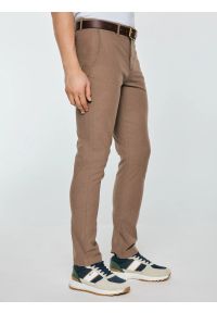 Big-Star - Spodnie męskie chinosy beżowe Erhati 801. Okazja: na co dzień. Kolor: beżowy. Materiał: tkanina. Wzór: nadruk, haft. Styl: casual #4