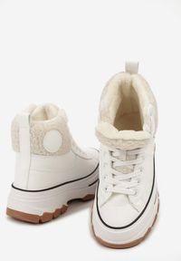 Born2be - Białe Traperki Typu Trampki na Platformie z Futerkowymi Wstawkami Mialessia. Okazja: na co dzień. Kolor: biały. Materiał: jeans, skóra. Obcas: na platformie. Styl: casual, rockowy #3