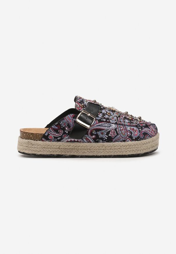 Renee - Czarne Klapki z Ekozamszu z Oryginalnym Wzorem i Klamrą Nirable. Okazja: na co dzień. Kolor: czarny. Styl: casual, boho