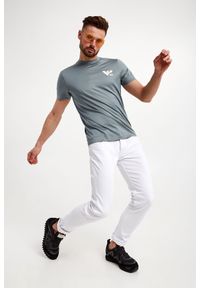 Emporio Armani - T-shirt EMPORIO ARMANI. Długość rękawa: krótki rękaw. Długość: krótkie. Wzór: haft