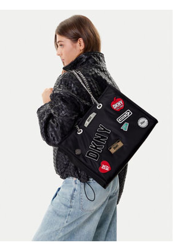 DKNY Torebka R52AEK79 Czarny. Kolor: czarny