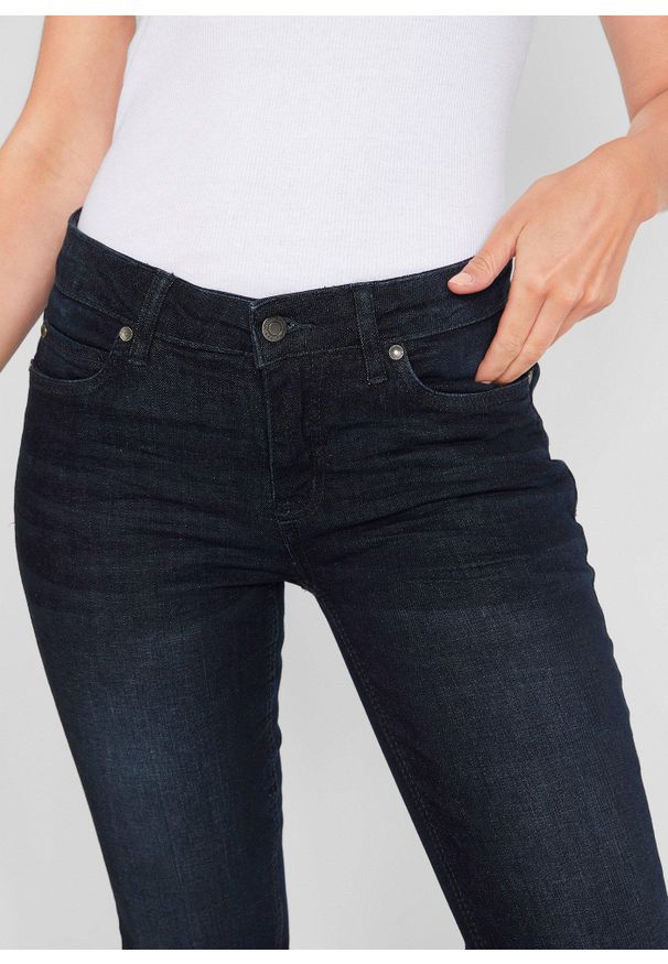 bonprix - Jeansy ze stretchem o kroju bootcut, mid waist. Okazja: na co dzień. Kolor: niebieski. Styl: casual