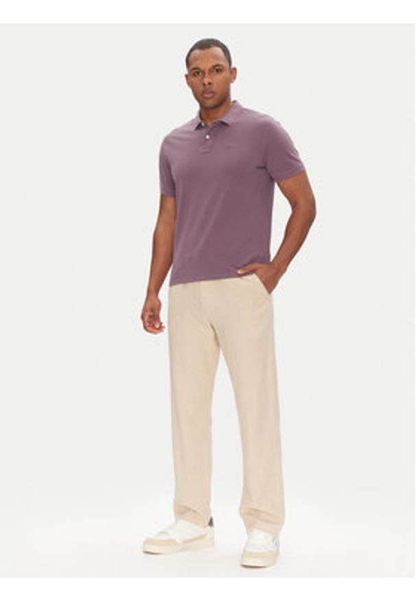 Pepe Jeans Polo New Oliver PM542099 Fioletowy Regular Fit. Typ kołnierza: polo. Kolor: fioletowy. Materiał: bawełna