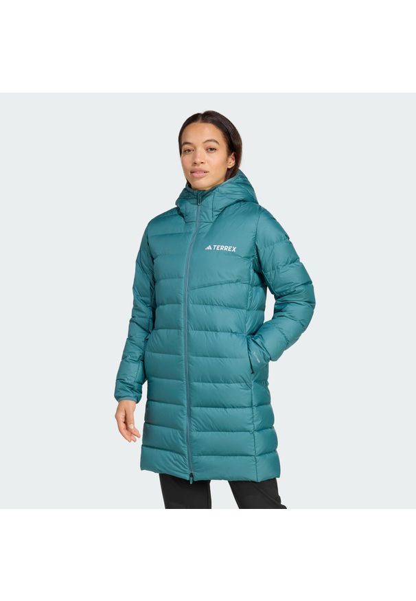 Adidas - Parka Terrex Multi Light Down Hooded 2.0. Kolor: niebieski. Materiał: puch. Technologia: ClimaWarm (Adidas). Sport: turystyka piesza