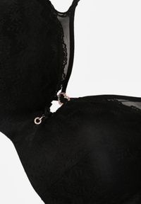 Born2be - Czarny Koronkowy Biustonosz Ozdobiony Cyrkoniowym Sercem Galirope. Kolor: czarny. Materiał: koronka. Wzór: aplikacja #2