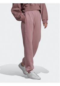 Adidas - adidas Spodnie dresowe adicolor Essentials Fleece HJ7863 Fioletowy Regular Fit. Kolor: fioletowy. Materiał: bawełna, dresówka #5