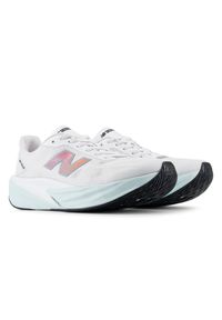 Buty męskie New Balance FuelCell Rebel v5 MFCX1WY – białe. Kolor: szary. Materiał: materiał, syntetyk, guma. Szerokość cholewki: normalna. Wzór: geometria. Sport: fitness, bieganie #3