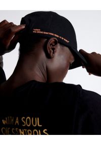 ONETEASPOON - Czarna czapka z daszkiem Madorasindahouse. Kolor: czarny. Wzór: haft, napisy