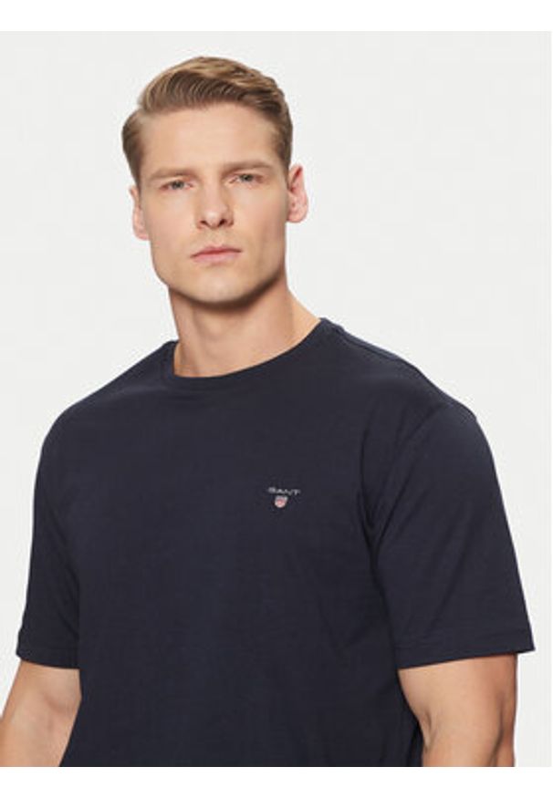 GANT - Gant T-Shirt Original Shield 2003295 Granatowy Regular Fit. Kolor: niebieski. Materiał: bawełna