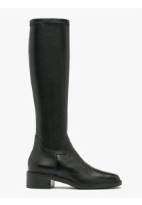 Ryłko - Czarne kozaki elastyczne z wąską cholewką. Nosek buta: okrągły. Zapięcie: zamek. Kolor: czarny. Materiał: skóra. Szerokość cholewki: wąska. Obcas: na obcasie. Styl: street. Wysokość obcasa: średni #1