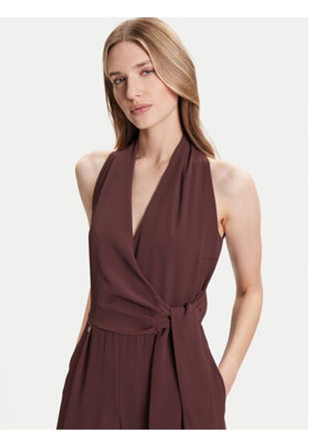 Rinascimento Kombinezon CFC0126186003 Brązowy Regular Fit. Kolor: brązowy. Materiał: syntetyk