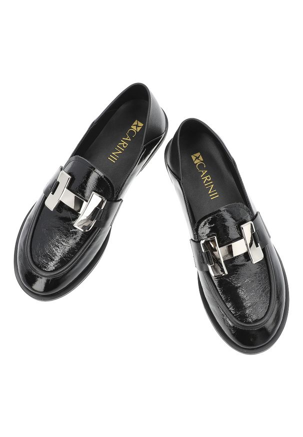 Czarne Półbuty Carinii Eleganckie Obuwie Damskie. Zapięcie: klamry. Kolor: czarny. Materiał: materiał, skóra. Styl: elegancki