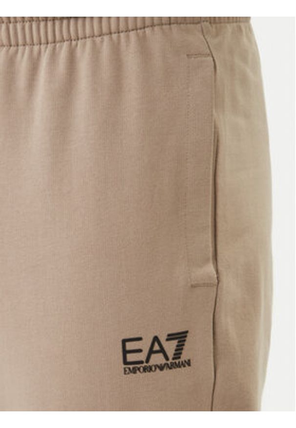 EA7 Emporio Armani Dres 8NPV61 PJVRZ U6167 Beżowy Regular Fit. Kolor: beżowy. Materiał: bawełna