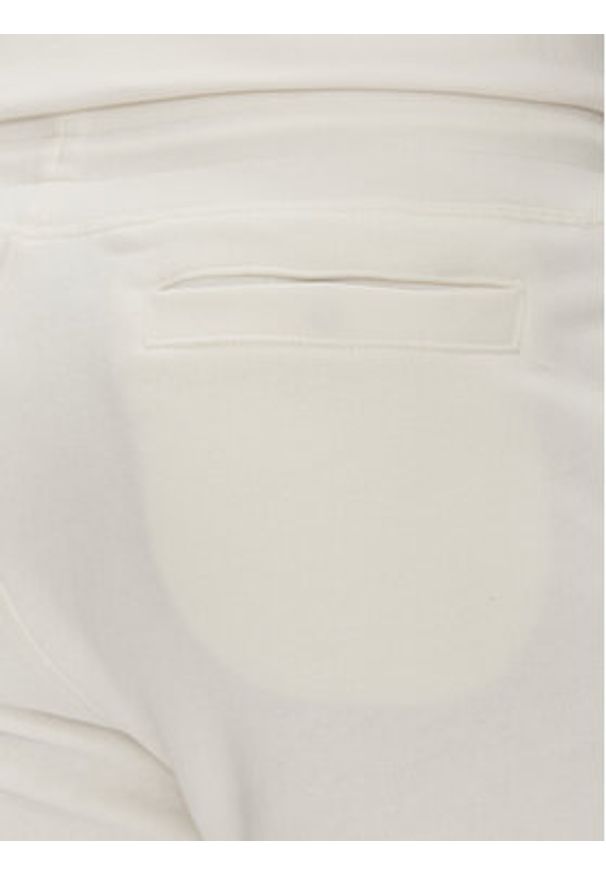Guess Spodnie dresowe Z2YB22 KAIJ1 Biały Regular Fit. Kolor: biały. Materiał: bawełna