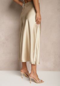 Renee - Beżowa Spódnica Satynowa High Waist Pillizze. Okazja: na co dzień. Stan: podwyższony. Kolor: beżowy. Materiał: satyna. Styl: casual, elegancki #3