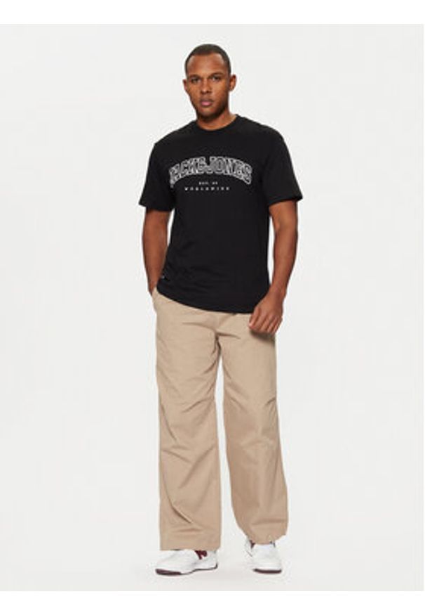 Jack & Jones - Jack&Jones T-Shirt 12257579 Czarny Relaxed Fit. Kolor: czarny. Materiał: bawełna