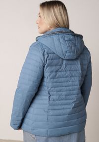 Born2be - Niebieska Pikowana Kurtka Przejściowa z Odpinanym Kapturem Tidesse. Kolor: niebieski. Materiał: poliester, jeans #4