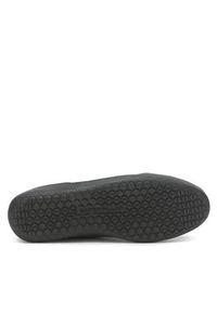 CATerpillar Sneakersy P111164 Czarny. Kolor: czarny. Materiał: skóra, zamsz
