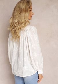 Renee - Biała Bawełniana Koszula z Ozdobnym Haftem Lascam. Kolor: biały. Materiał: bawełna. Długość rękawa: długi rękaw. Długość: długie. Wzór: haft #4