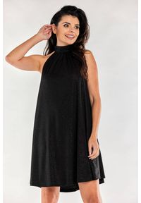 Awama - Sukienka błyszcząca brokatowa rozkloszowana z dekoltem halter czarna. Okazja: na imprezę, na wesele, na randkę, na ślub cywilny. Typ kołnierza: dekolt halter. Kolor: czarny #5