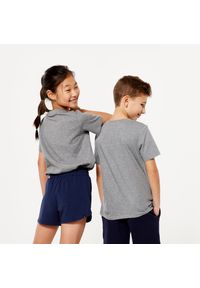 DOMYOS - Koszulka z krótkim rękawem dziecięca Domyos. Kolor: szary. Materiał: tkanina, prążkowany, bawełna, materiał. Długość rękawa: krótki rękaw. Długość: krótkie