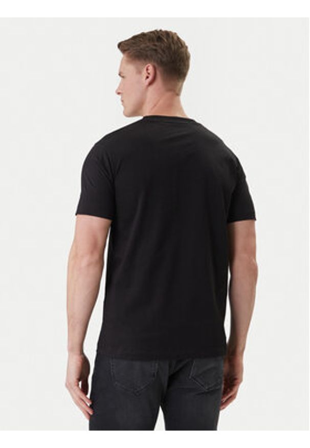 Karl Lagerfeld - KARL LAGERFELD T-Shirt 755060 562242 Czarny Regular Fit. Typ kołnierza: dekolt w karo. Kolor: czarny. Materiał: bawełna